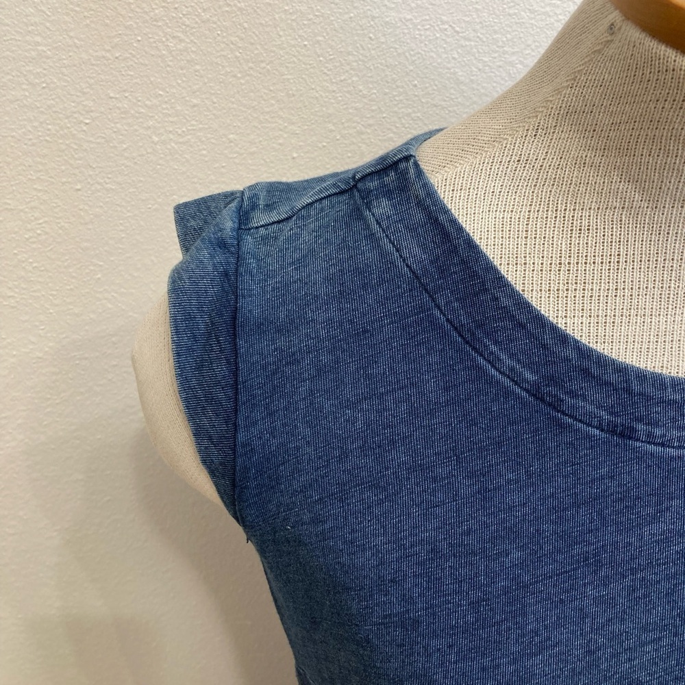 3/$20 Ann Taylor Loft Blue Fit and Flare Mini Dress, Zippered Back Womenβs 2 - Picture 4 of 8
